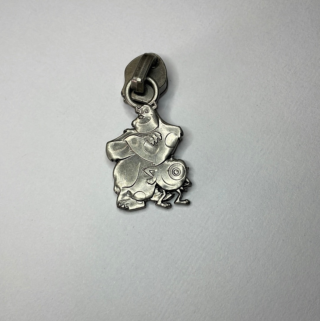 Scare Pals Zipper Pull