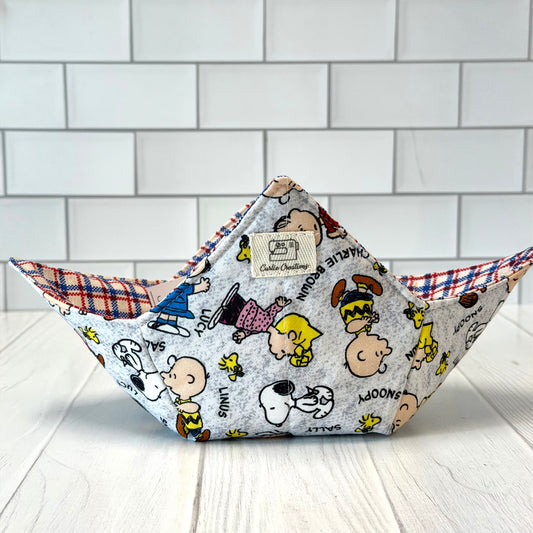 Peanuts Reversible Bowl Cozy Microwave Safe